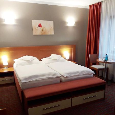 Katerain Hotel, Restaurace, Wellness Opava Bagian luar foto