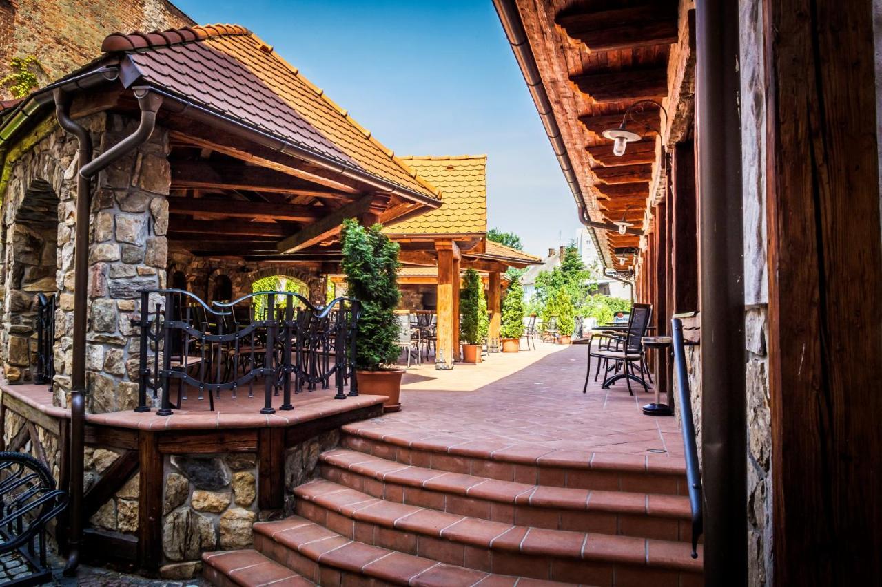 Katerain Hotel, Restaurace, Wellness Opava Bagian luar foto